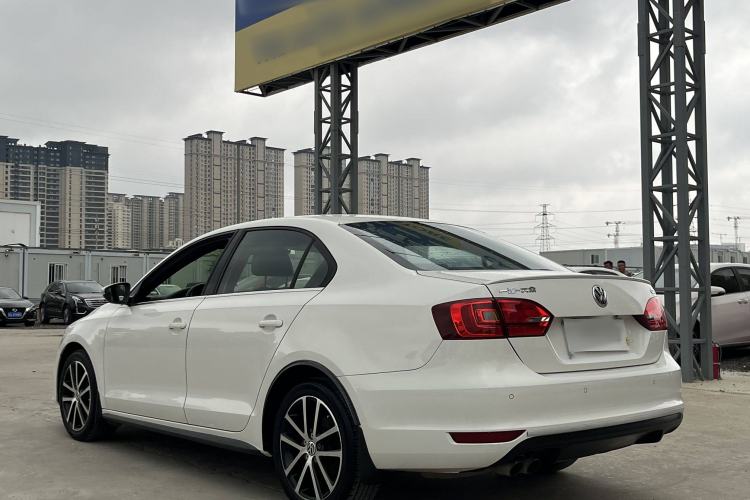 Used Volkswagen Sagitar 2013 2.0 TSI GLI Exterior 3