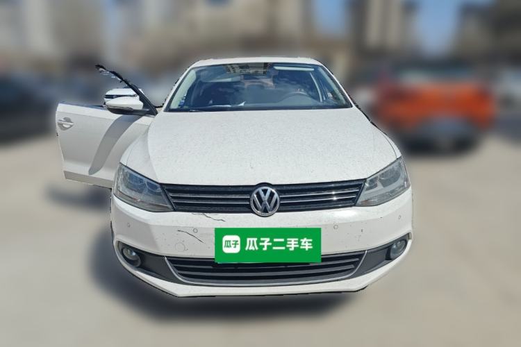 Used Volkswagen Sagitar 2013 1.4 TSI BlueMotion Edition Front
