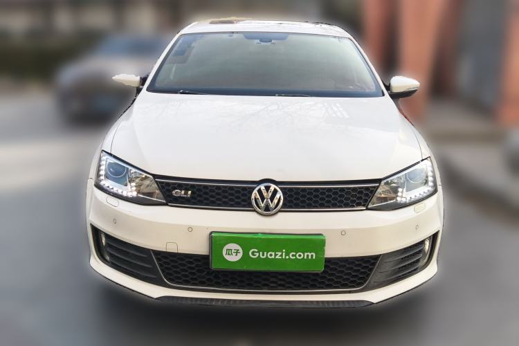 Used Volkswagen Sagitar 2013 2.0 TSI GLI Front