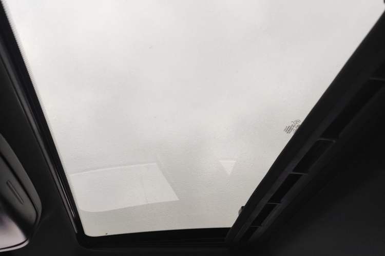 Used Volkswagen Sagitar 2013 2.0 TSI GLI Headliner