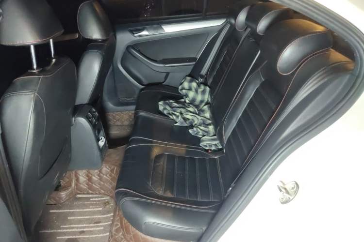 Used Volkswagen Sagitar 2013 2.0 TSI GLI Left Rear Seat