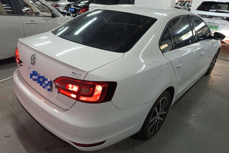 Used Volkswagen Sagitar 2013 2.0 TSI GLI Rear Right 45 Deg