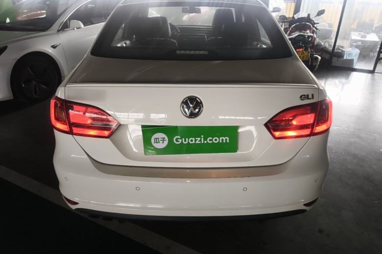 Used Volkswagen Sagitar 2013 2.0 TSI GLI Rear
