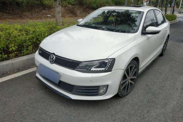 Used Volkswagen Sagitar 2013 2.0 TSI GLI