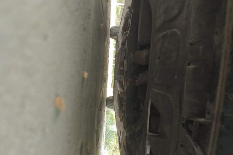 Used Volkswagen Sagitar 2014 1.6L Manual Comfort Model Chassis Front