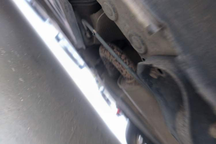 Used Volkswagen Sagitar 2014 1.6L Manual Comfort Model Chassis Rear Left