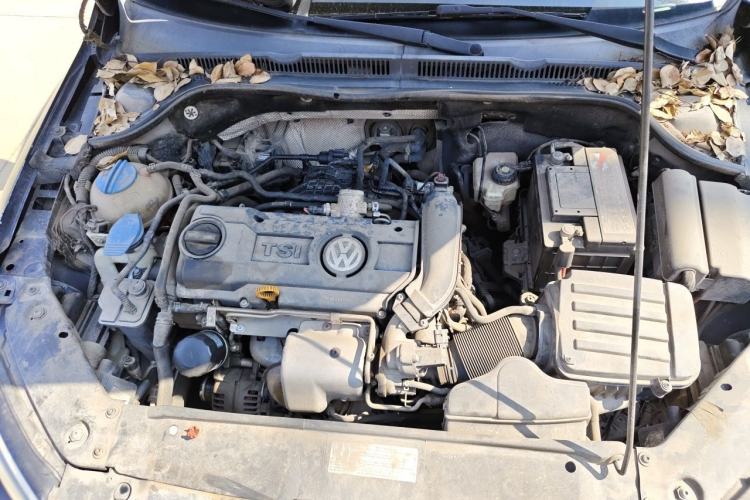 Used Volkswagen Sagitar 2014 Revised Version 1.4TSI Manual Luxury Edition Engine Bay