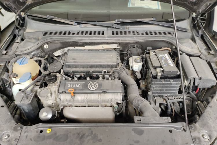 Used Volkswagen Sagitar 2014 Revised Version 1.6L Automatic Comfort Edition Engine Bay