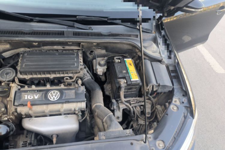 Used Volkswagen Sagitar 2014 Revised Version 1.6L Manual Comfort Edition Engine Bay Left
