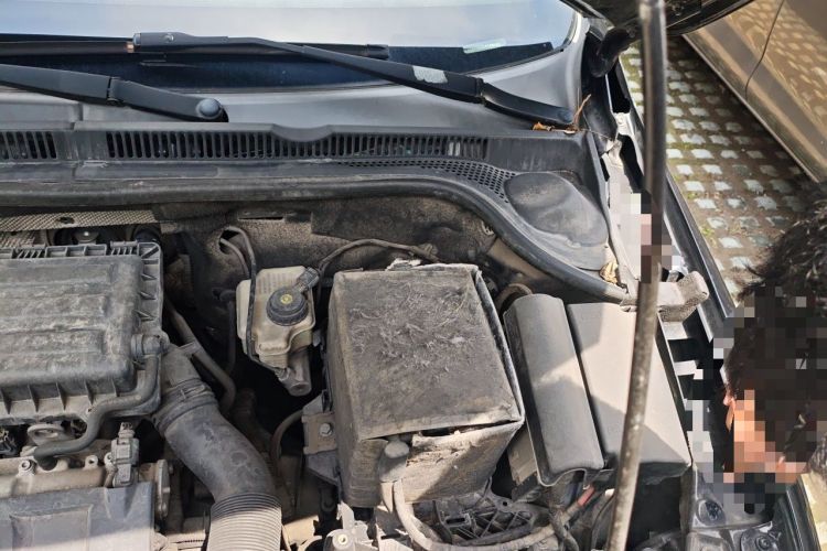 Used Volkswagen Sagitar 2014 Revised Version 1.6L Manual Comfort Edition Engine Bay Left