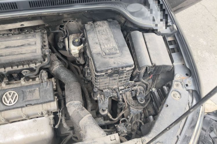 Used Volkswagen Sagitar 2014 1.6L Automatic Comfort Model Engine Bay Left