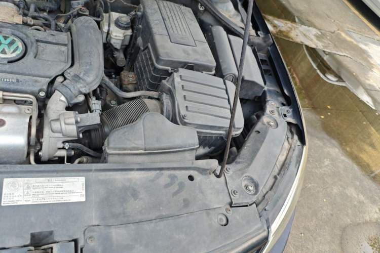 Used Volkswagen Sagitar 2014 1.4TSI Automatic Fashion Edition Engine Bay Left