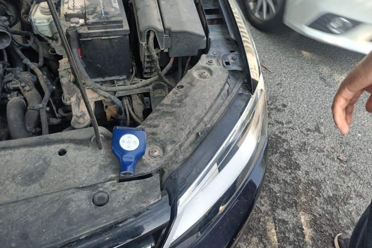 Used Volkswagen Sagitar 2014 1.6L Manual Comfort Model Engine Bay Left