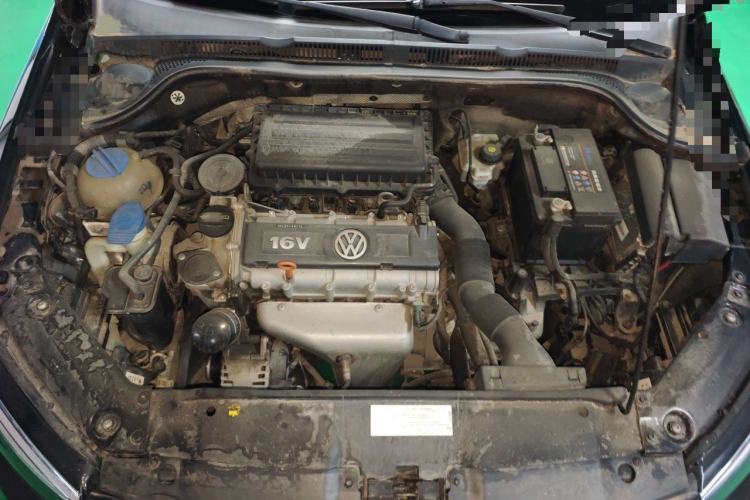 Used Volkswagen Sagitar 2014 Revised Version 1.6L Manual Leading Edition Engine Bay