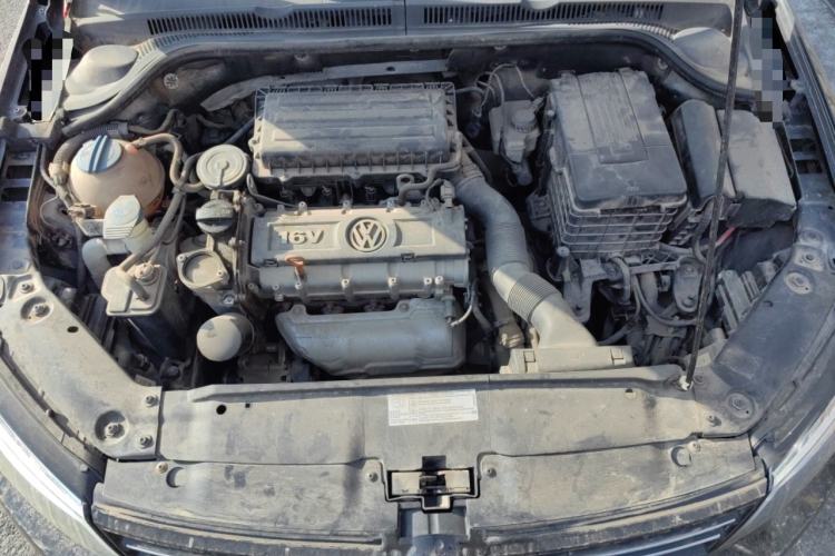 Used Volkswagen Sagitar 2014 Revised Version 1.6L Automatic Comfort Edition Engine Bay