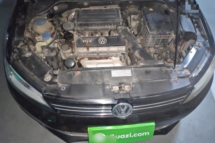 Used Volkswagen Sagitar 2014 Revised Version 1.6L Automatic Comfort Edition Engine Bay