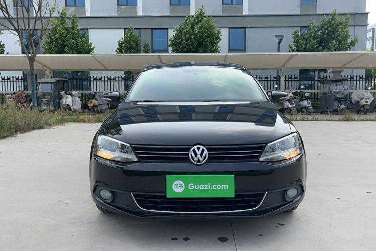 Used Volkswagen Sagitar 2014 1.6L Manual Comfort Model Exterior 1