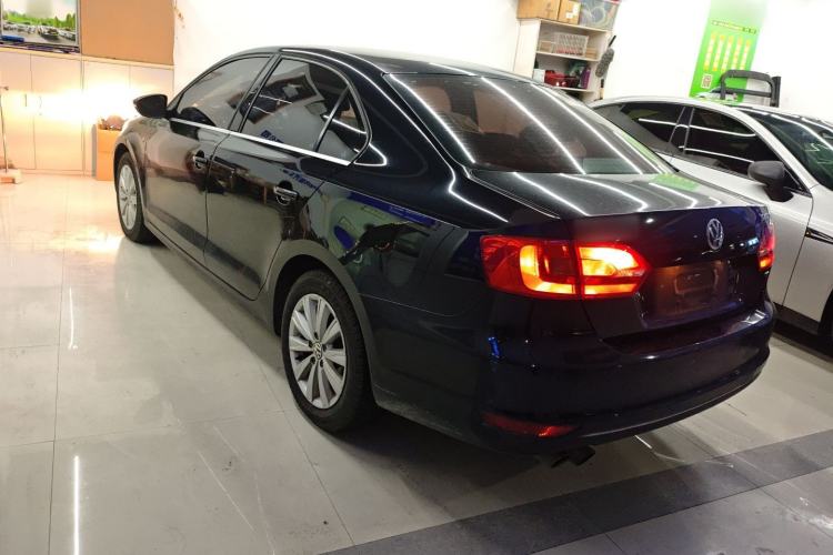 Used Volkswagen Sagitar 2014 Revised Version 1.4TSI Automatic Luxury Edition Exterior 2