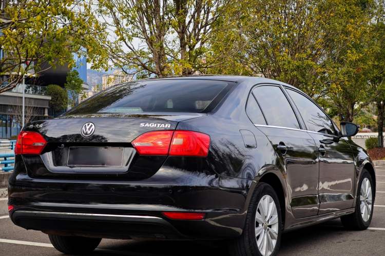 Used Volkswagen Sagitar 2014 Revised Version 1.6L Automatic Comfort Edition Exterior 6