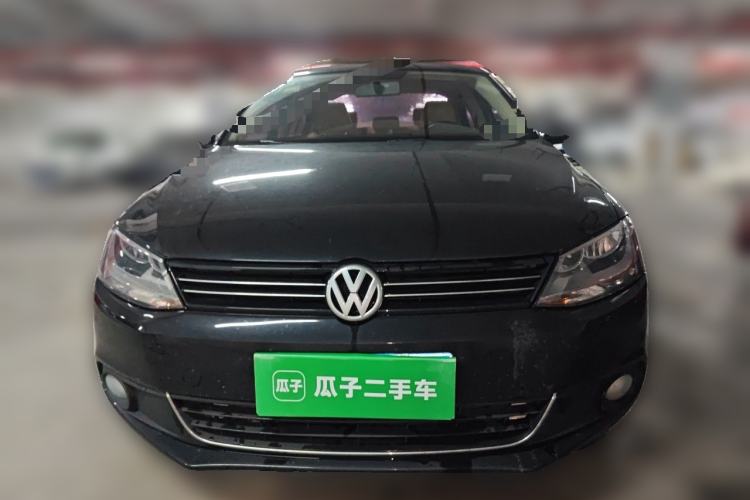 Used Volkswagen Sagitar 2014 1.6L Manual Comfort Model Front