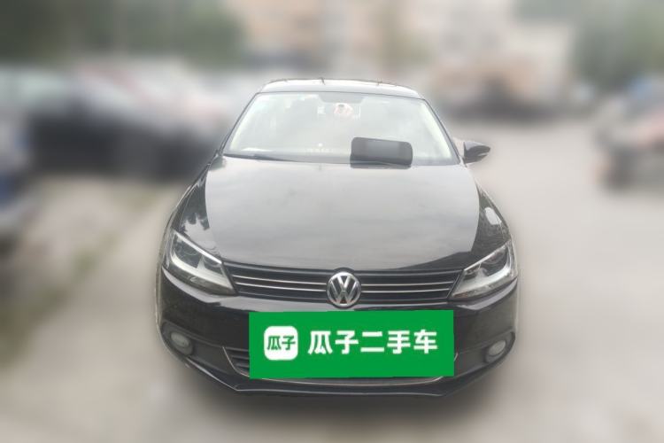 Used Volkswagen Sagitar 2014 Revised Version 1.6L Manual Comfort Edition Front