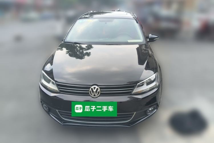 Used Volkswagen Sagitar 2014 1.6L Automatic Comfort Model Front