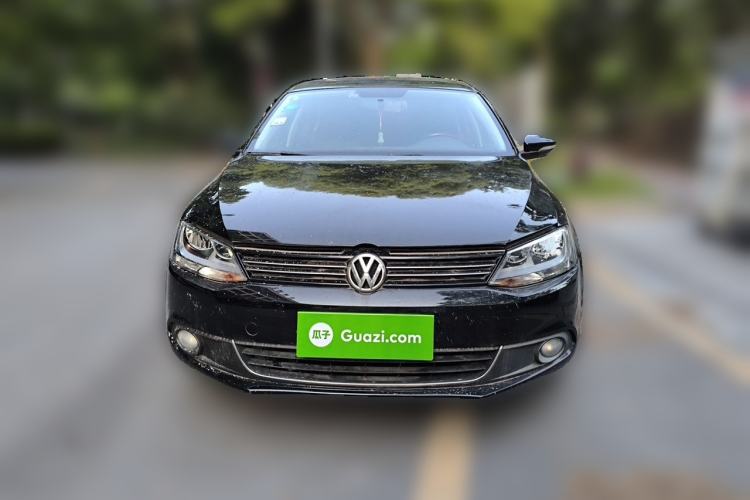 Used Volkswagen Sagitar 2014 Revised Version 1.6L Manual Comfort Edition Front