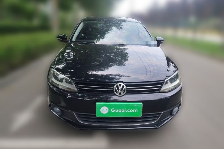 Used Volkswagen Sagitar 2014 Revised Version 1.6L Manual Comfort Edition Front