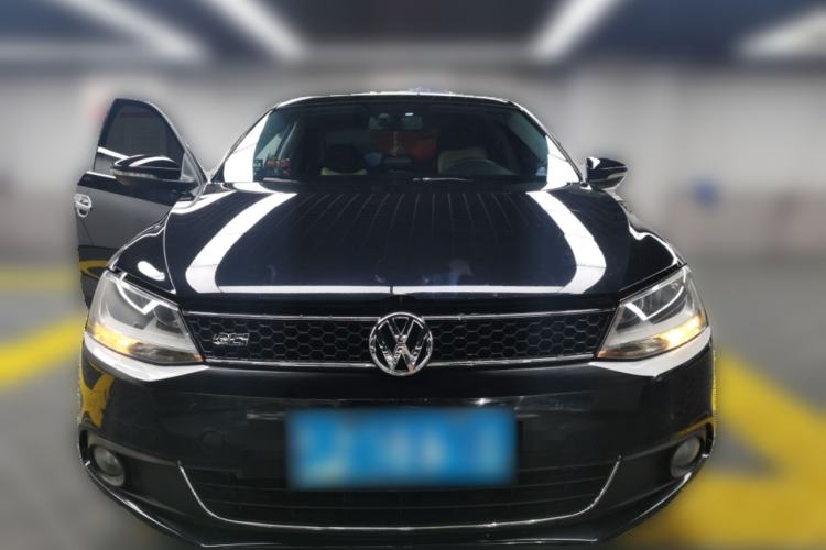 Used Volkswagen Sagitar 2014 1.4TSI Automatic Luxury Model Front