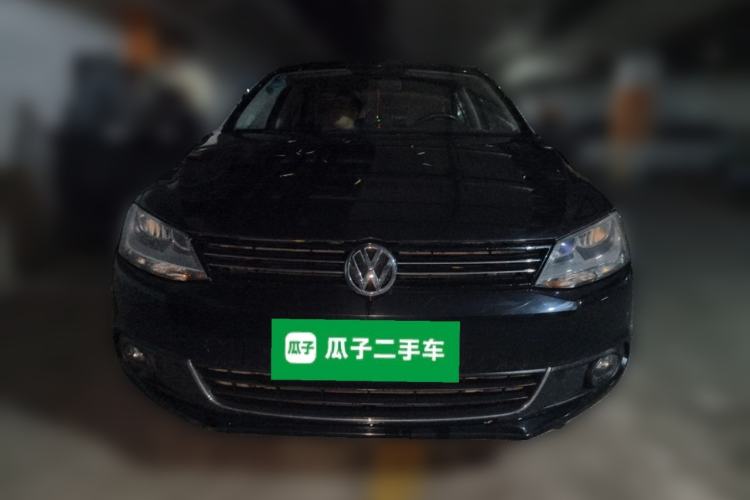 Used Volkswagen Sagitar 2014 1.6L Manual Comfort Model Front