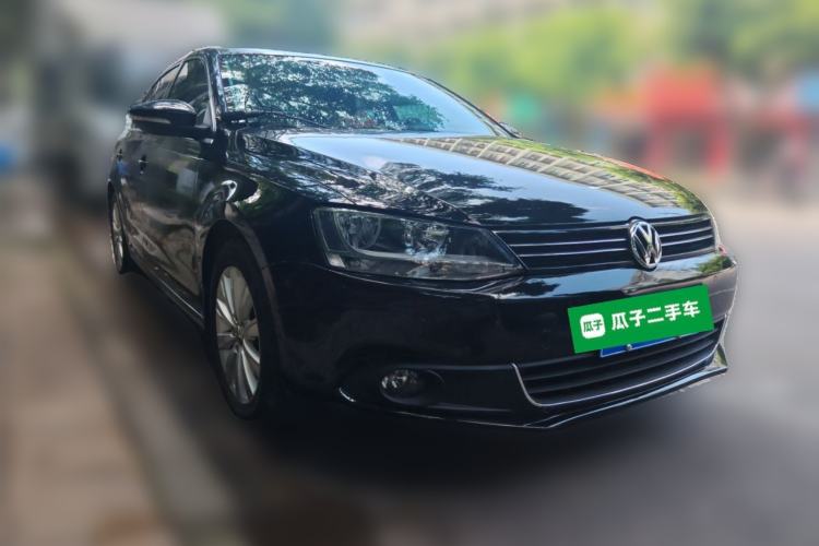 Used Volkswagen Sagitar 2014 Revised Version 1.4TSI Automatic Luxury Edition Front Right 45 Deg