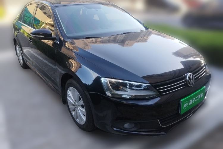 Used Volkswagen Sagitar 2014 Revised Version 1.4TSI Automatic Luxury Edition Front Right 45 Deg