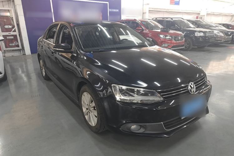 Used Volkswagen Sagitar 2014 1.6L Manual Comfort Model Front Right 45 Deg
