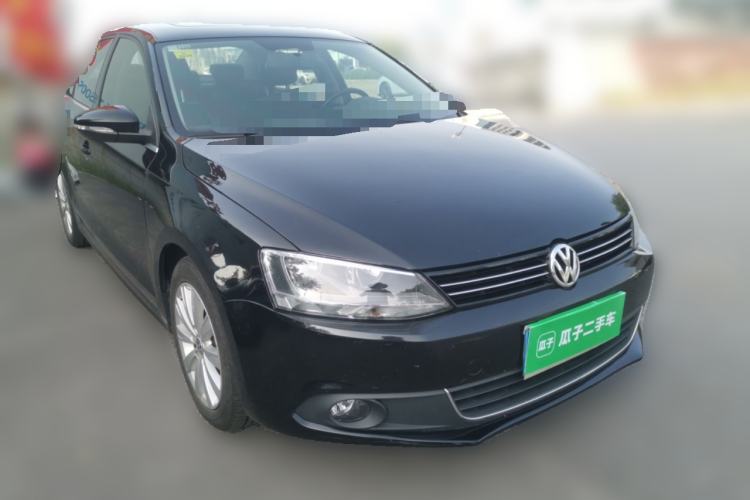 Used Volkswagen Sagitar 2014 1.6L Manual Comfort Model Front Right 45 Deg