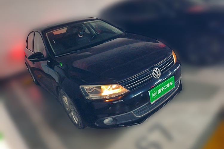 Used Volkswagen Sagitar 2014 Revised Version 1.4TSI Automatic Luxury Edition Front Right 45 Deg