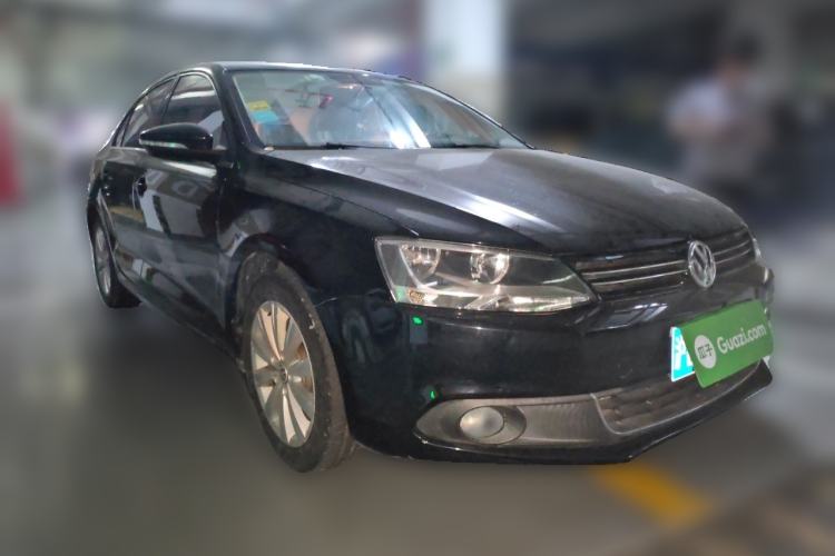 Used Volkswagen Sagitar 2014 Revised Version 1.6L Automatic Comfort Edition Front Right 45 Deg