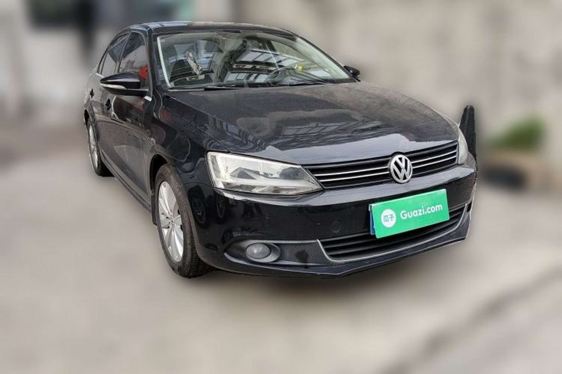 Used Volkswagen Sagitar 2014 1.4TSI Automatic Luxury Model Front Right 45 Deg