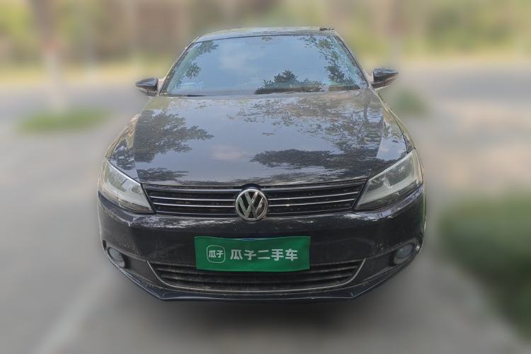 Used Volkswagen Sagitar 2014 1.6L Manual Comfort Model Front