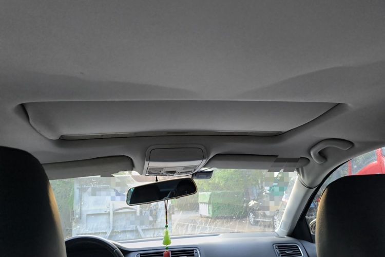 Used Volkswagen Sagitar 2014 Revised Version 1.6L Manual Comfort Edition Headliner