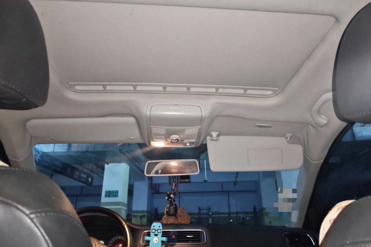 Used Volkswagen Sagitar 2014 Revised Version 1.6L Automatic Comfort Edition Headliner