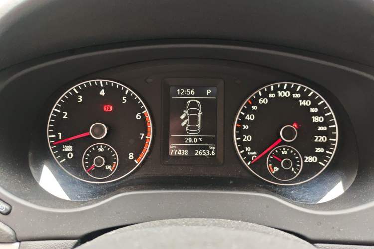 Used Volkswagen Sagitar 2014 Revised Version 1.4TSI Automatic Luxury Edition Instrument Cluster