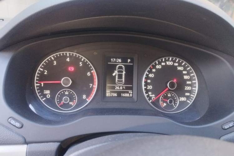 Used Volkswagen Sagitar 2014 Revised Version 1.4TSI Automatic Luxury Edition Instrument Cluster