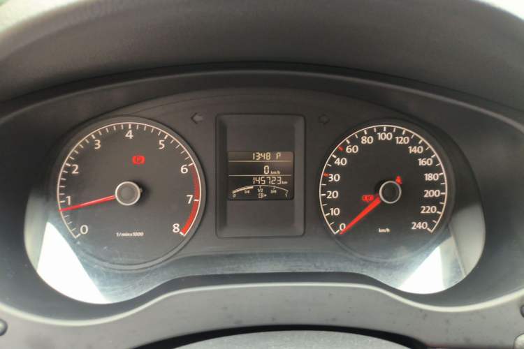 Used Volkswagen Sagitar 2014 1.6L Automatic Comfort Model Instrument Cluster