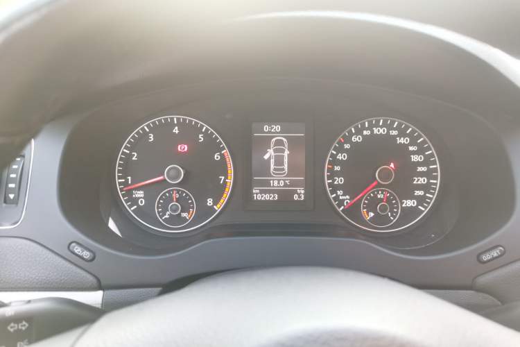 Used Volkswagen Sagitar 2014 Revised Version 1.4TSI Manual Luxury Edition Instrument Cluster