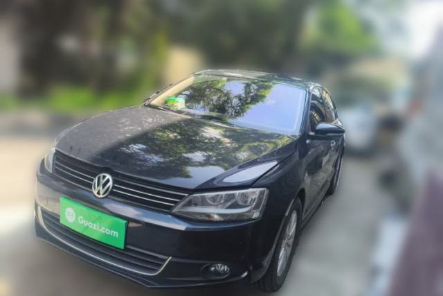 Ojetý Volkswagen Sagitar 2014 1.4TSI Automatic Luxury Model