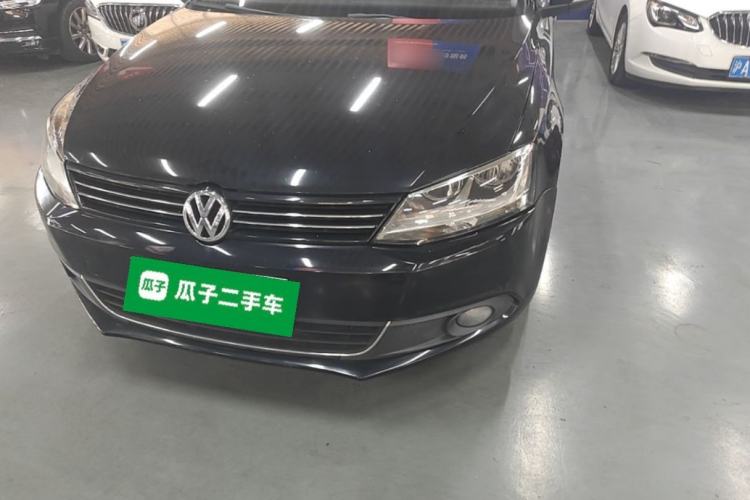 Used Volkswagen Sagitar 2014 1.6L Manual Comfort Model Left Front Headlight