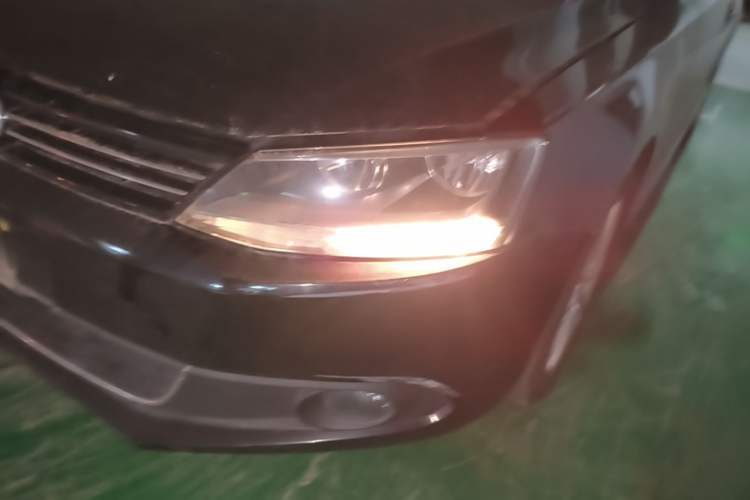Used Volkswagen Sagitar 2014 Revised Version 1.6L Manual Comfort Edition Left Front Headlight