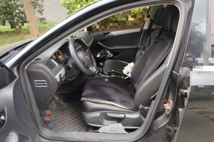 Used Volkswagen Sagitar 2014 1.6L Manual Comfort Model Left Front Seat