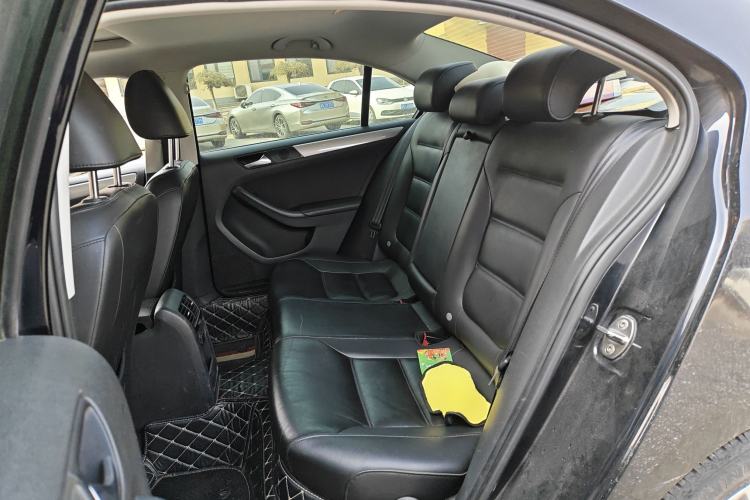 Used Volkswagen Sagitar 2014 1.6L Automatic Comfort Model Left Rear Seat