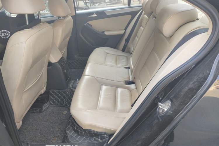 Used Volkswagen Sagitar 2014 1.6L Automatic Comfort Model Left Rear Seat